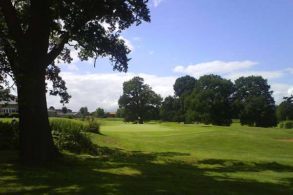 Colne Valley Golf Course - Green Fee Prices